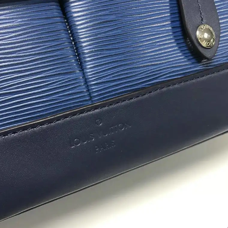 Brother Sam Yupoo Bags 19T1L0238 LV 0504